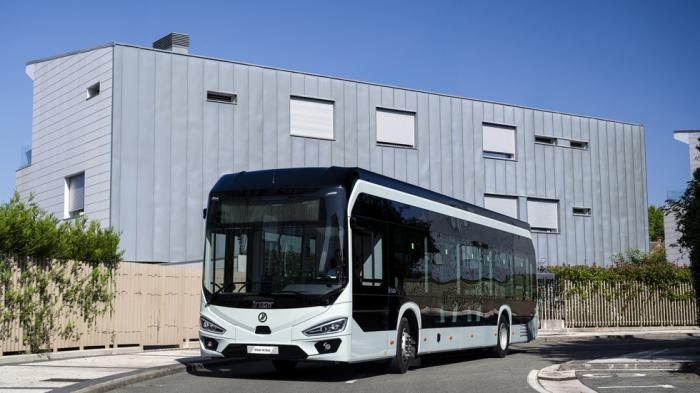 Πρεμιέρα για τα νέα λεωφορεία της Irizar στην Busworld Europe 2025!
